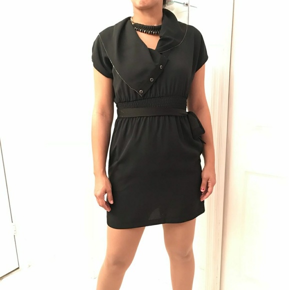 Dress - Picture 8 of 8